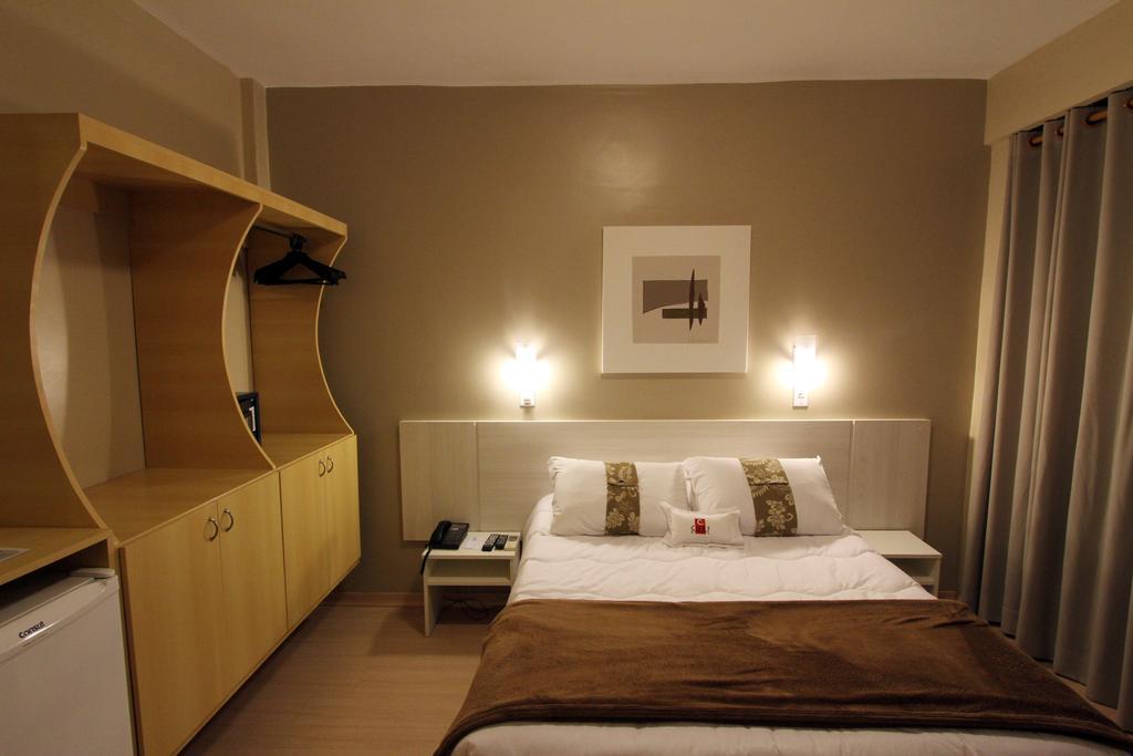 Hotel Curi Executive بيلوتاس الغرفة الصورة