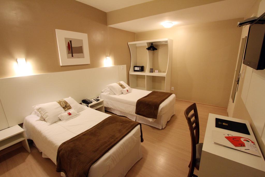 Hotel Curi Executive بيلوتاس الغرفة الصورة