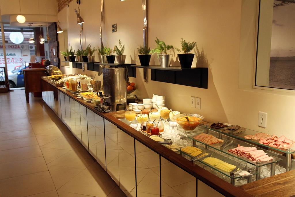 Hotel Curi Executive بيلوتاس المظهر الخارجي الصورة