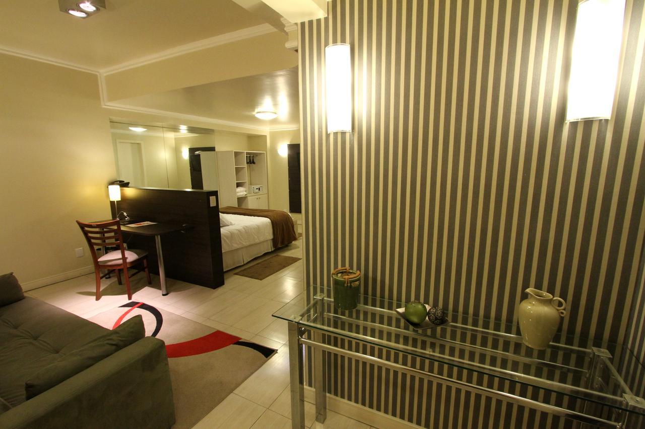 Hotel Curi Executive بيلوتاس المظهر الخارجي الصورة